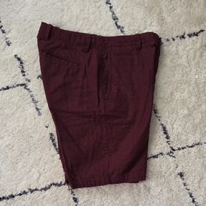 GAP Men's Dark Red Flat Front Shorts